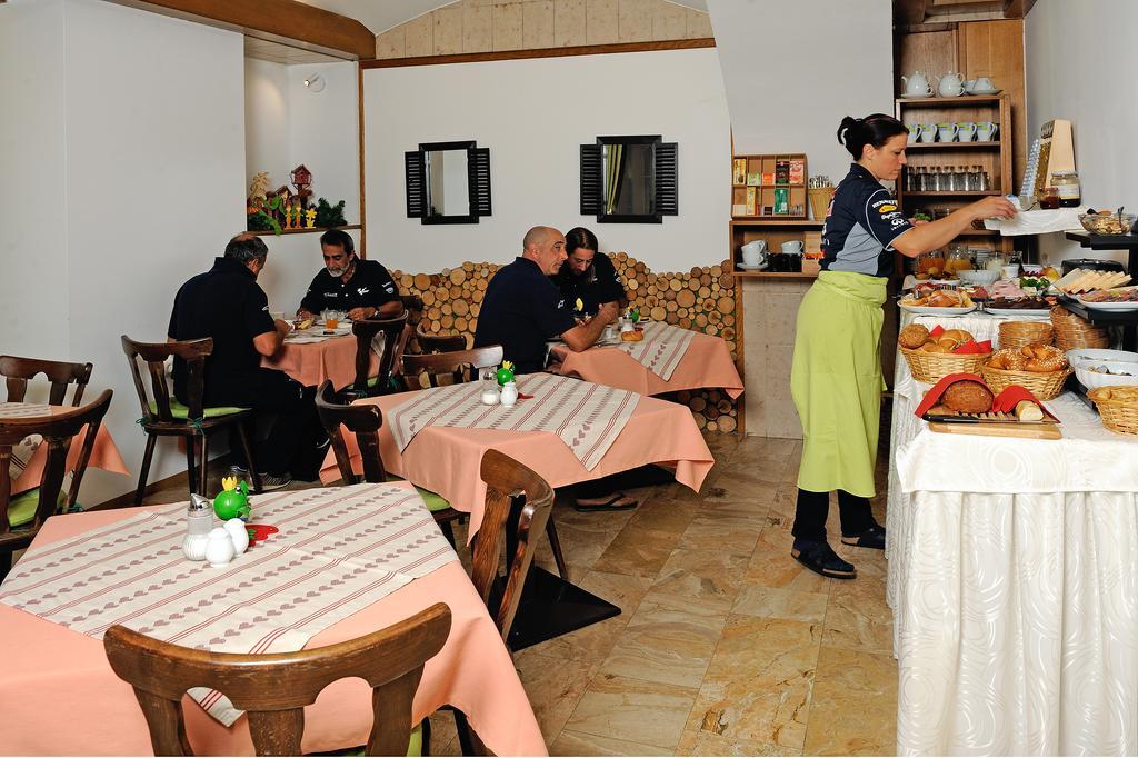 Gasthof Moser Фонсдорф Екстериор снимка